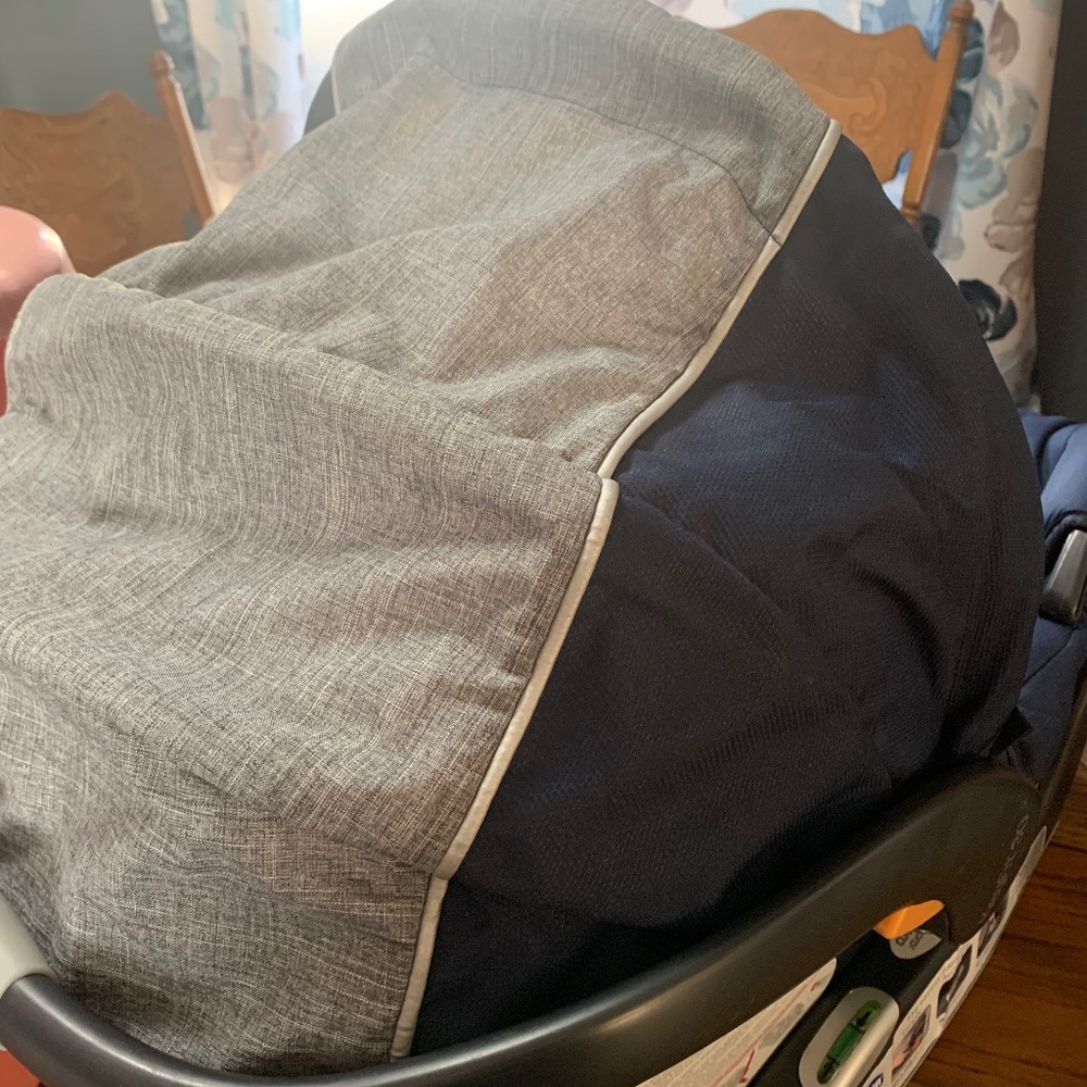 Chicco Keyfit carseat